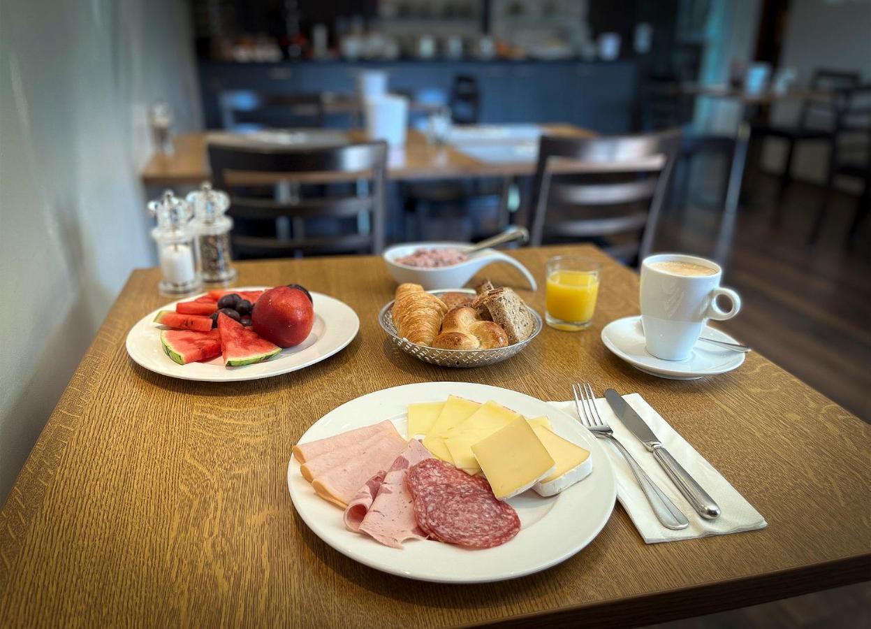 Gasthaus Zur Waldegg Horw Eksteriør bilde